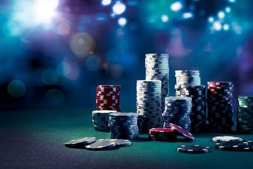 Người chơi mu8 trải nghiệm live casino baccarat trực tuyến trên điện thoại tại Việt Nam